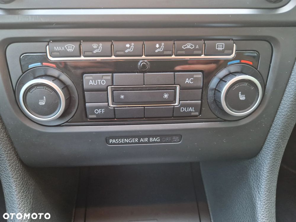 Volkswagen Golf 1.6 Comfortline - 12