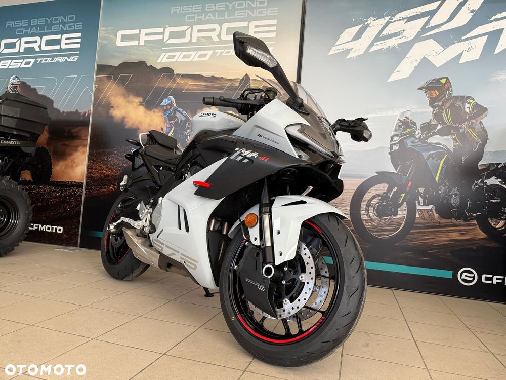 CFMoto 675SR - 38
