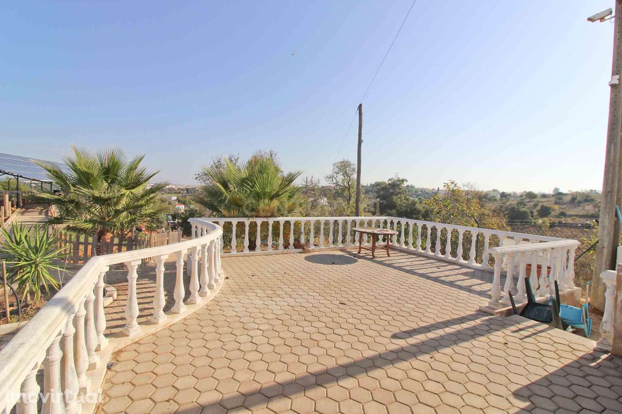 Moradia T5 com vista magnífica sobre a Ria de Alvor - Grande imagem: 2/17