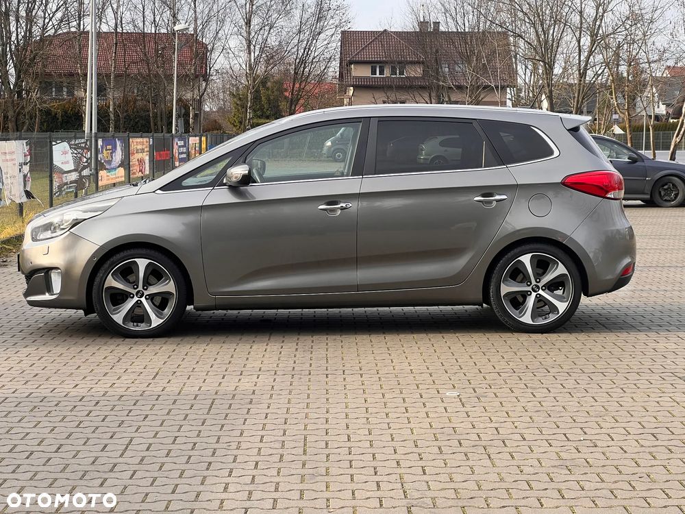 Kia Carens 1.7 CRDi Spirit - 3