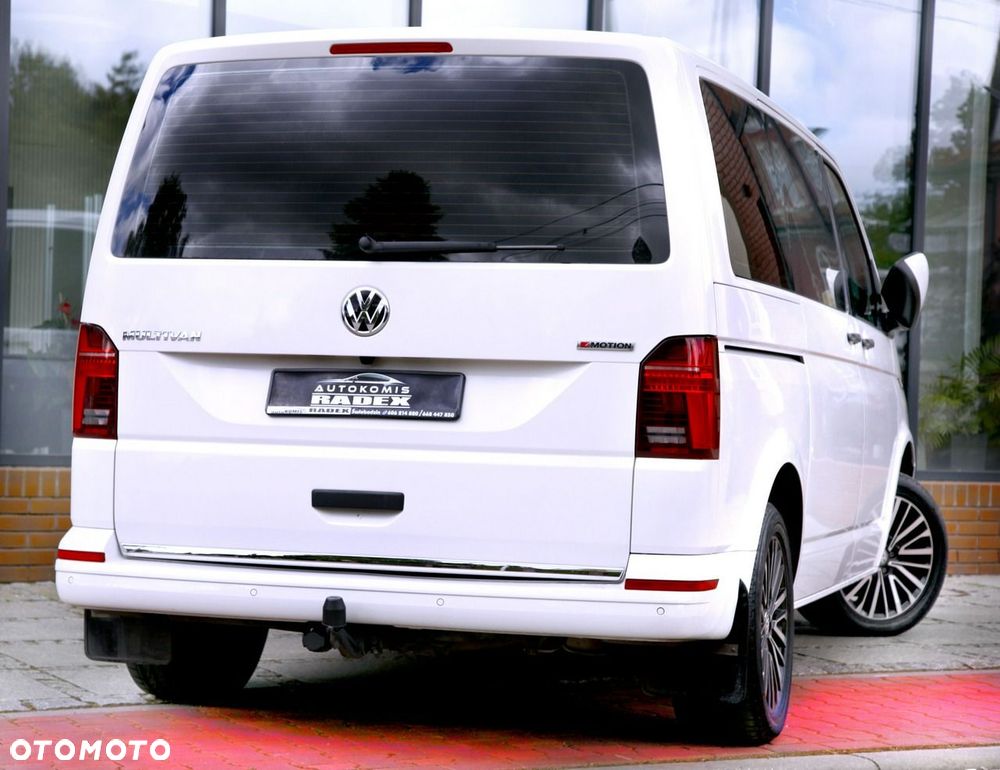 Volkswagen Multivan - 25