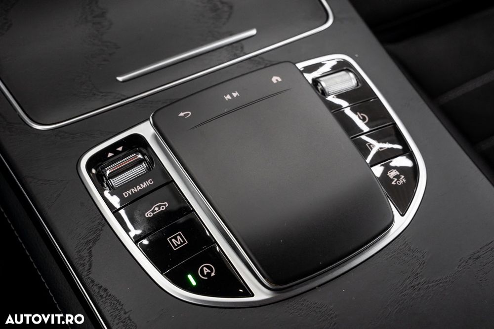 Mercedes-Benz GLC 300 4MATIC MHEV - 36