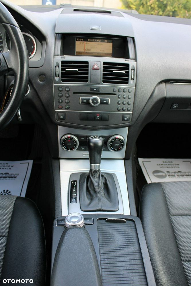 Mercedes-Benz Klasa C 220 (BlueTEC) d 7G-TRONIC Exclusive - 23