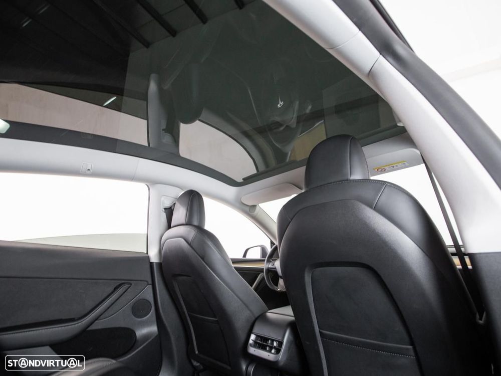 Tesla Model Y Long Range Tração Integral - 12