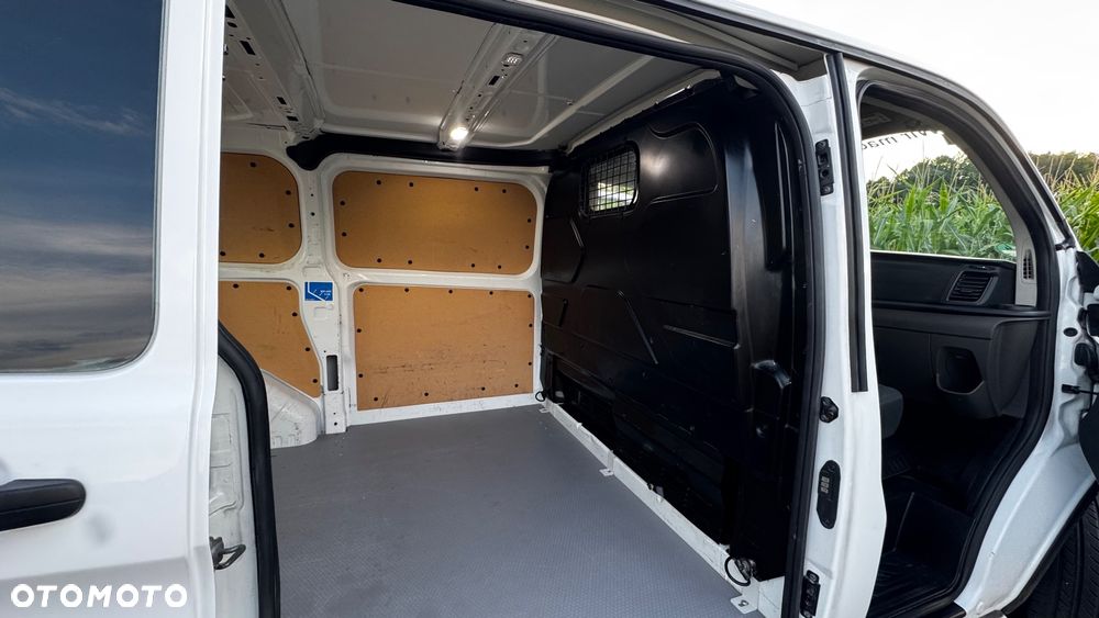 Ford Transit L2 RWD Ambiente - 9