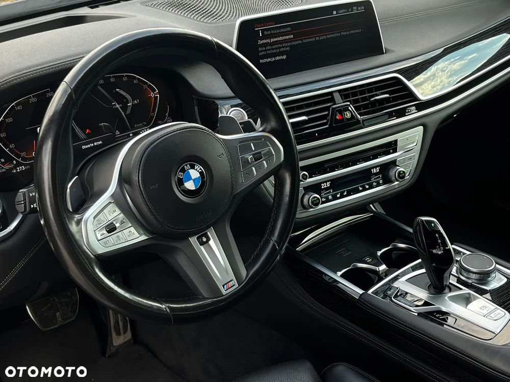 BMW Seria 7 730d xDrive mHEV - 21