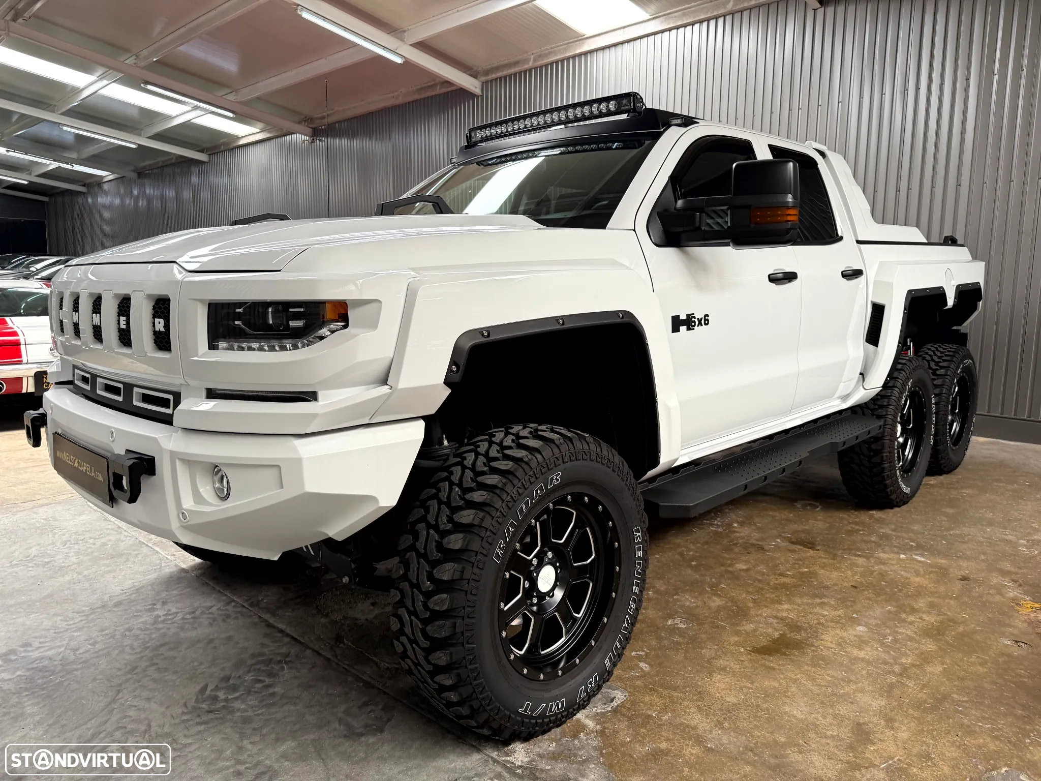 Hummer H2 - 2