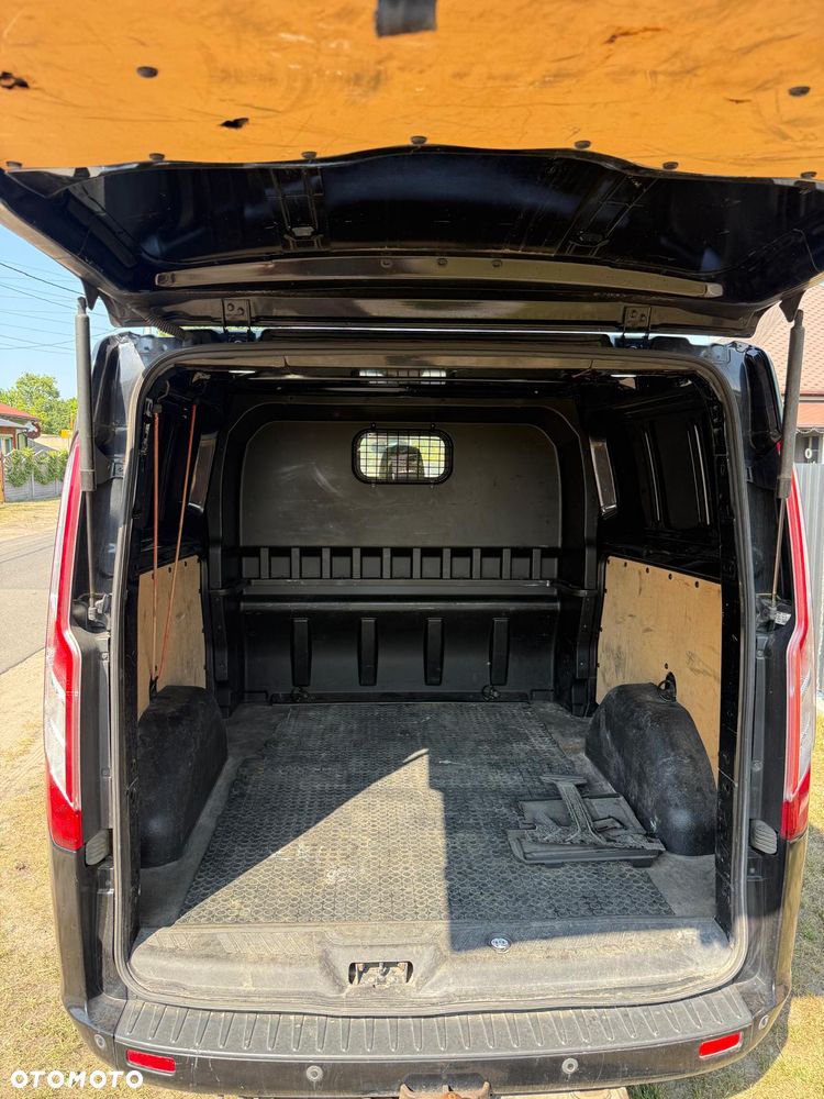 Ford Transit Custom - 8