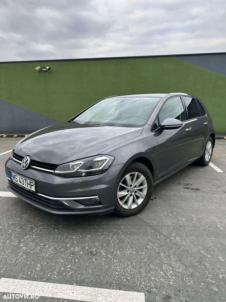 Volkswagen Golf 1.6 TDI DSG Comfortline - 1