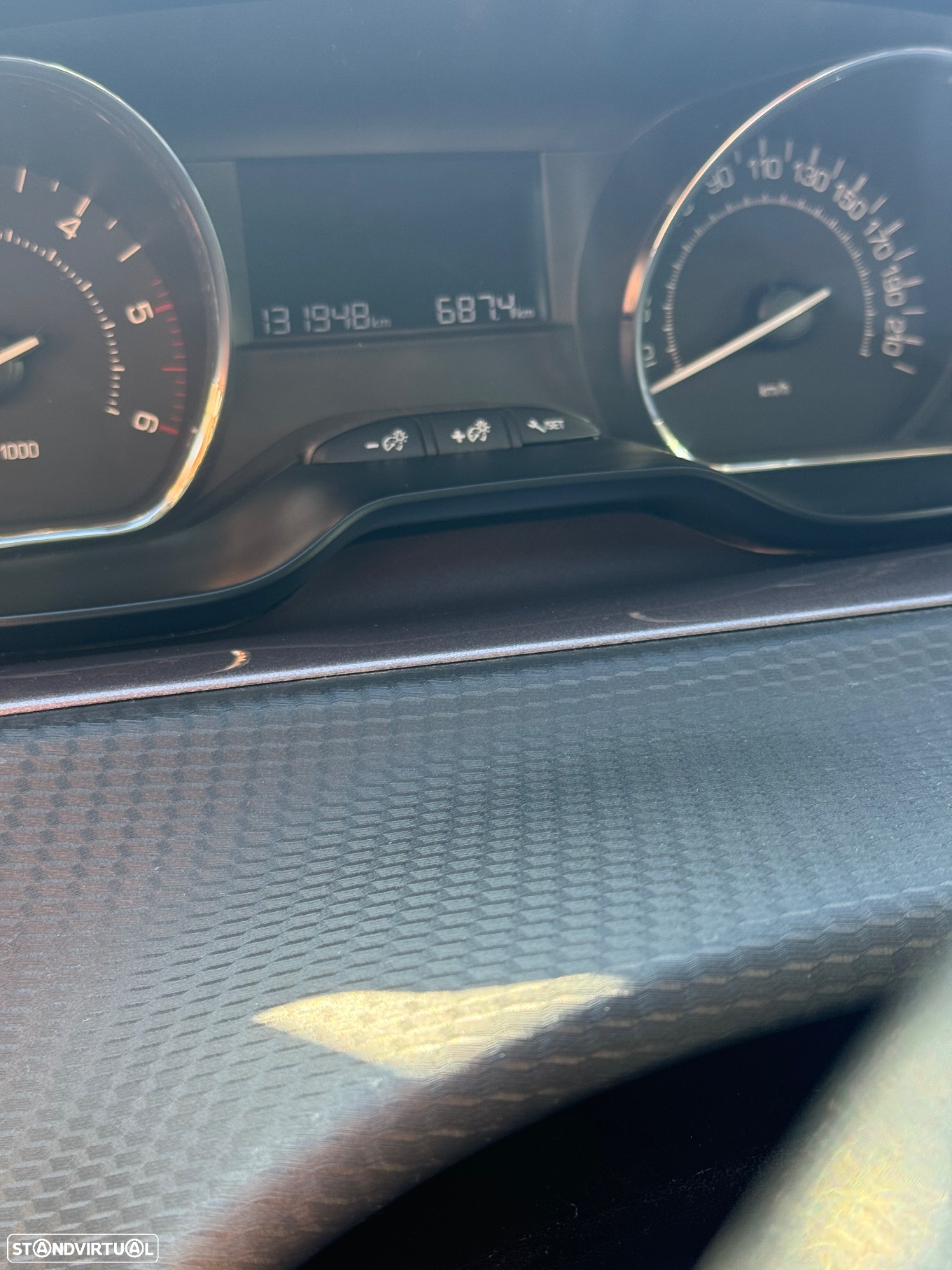 Peugeot 2008 1.4 HDi Active - 7