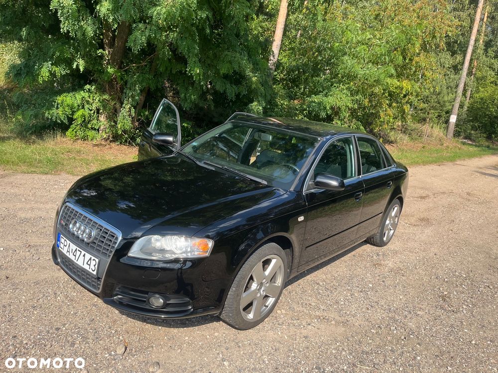 Audi A4 Limousine - 16