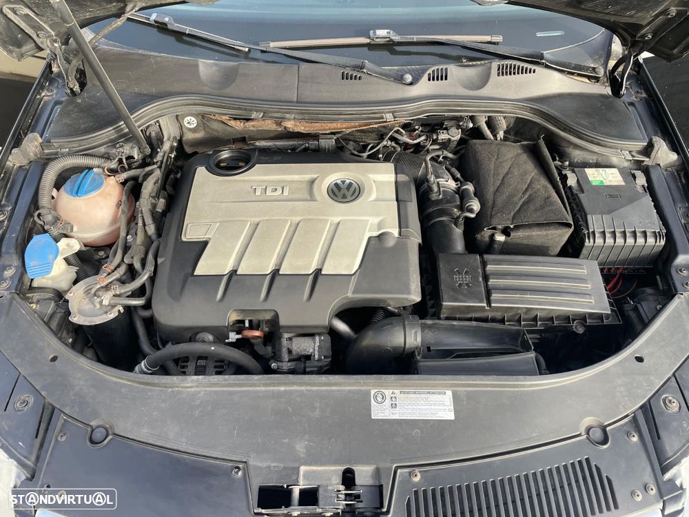 VW Passat Variant 2.0 TDi Confortline - 10