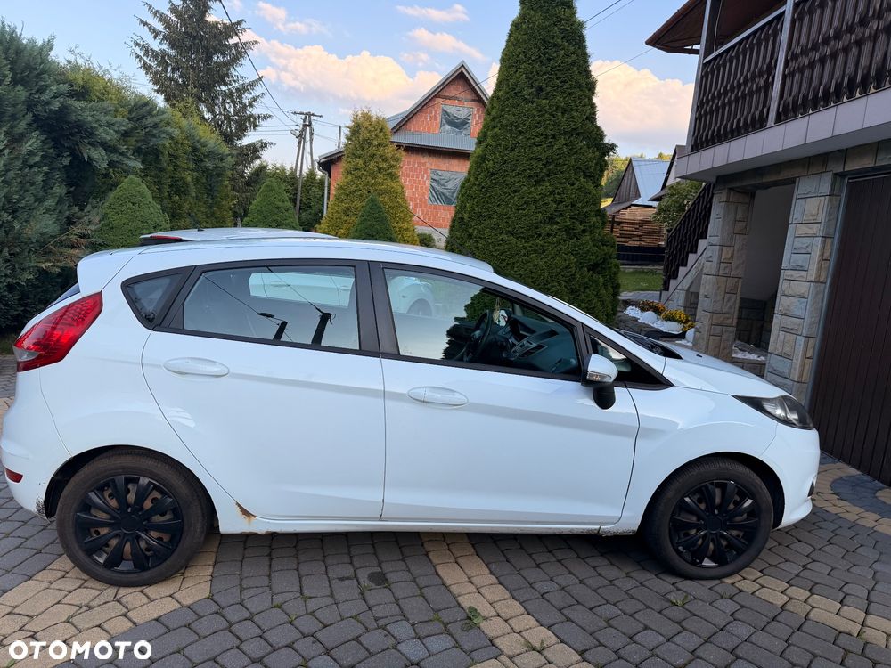 Ford Fiesta 1.25 Ambiente - 14