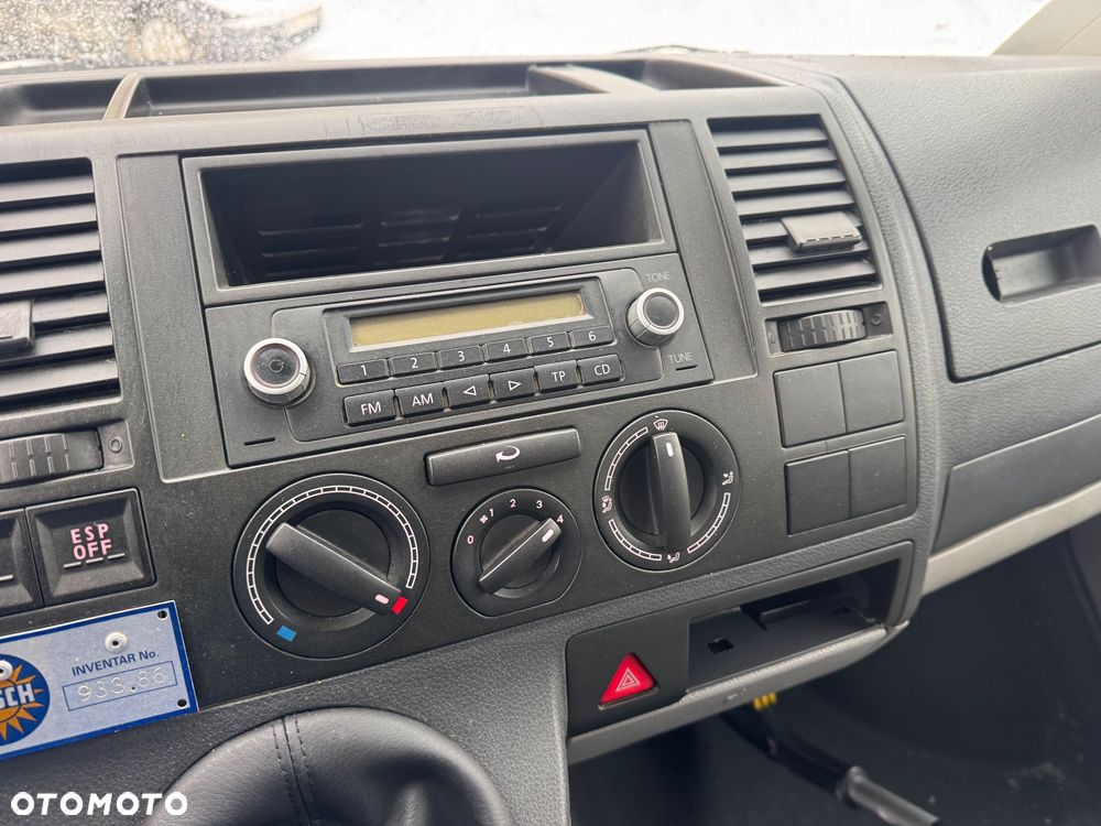 Volkswagen T5 - 11