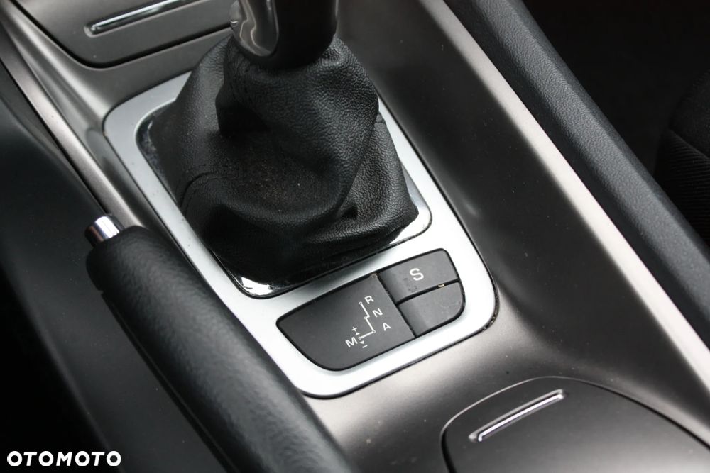 Citroën C5 e-HDi 115 EGS6 FAP Selection - 32
