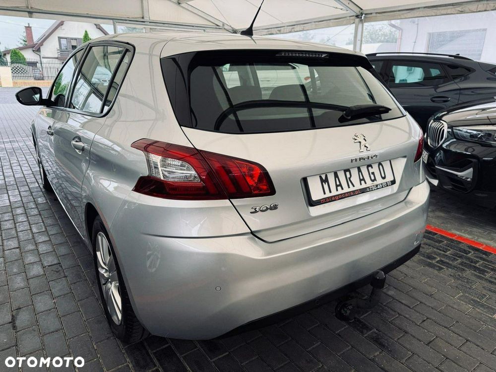 Peugeot 308 - 16