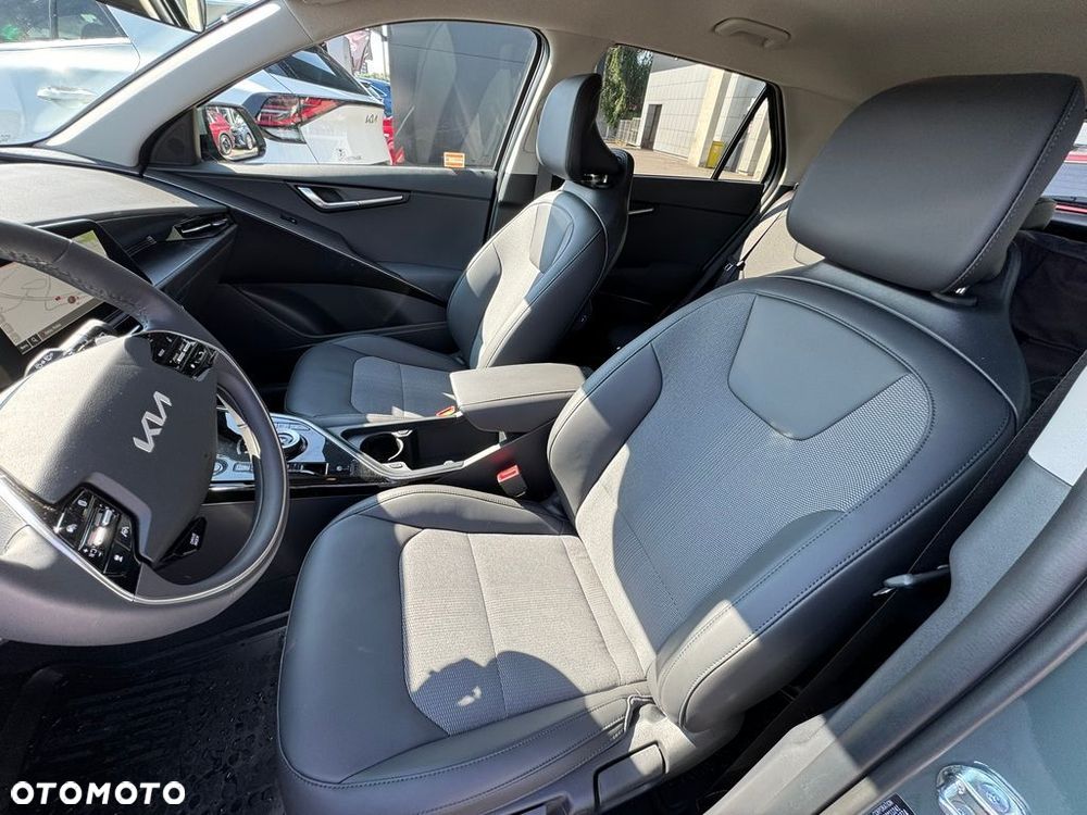 Kia Niro 1.6 GDI Hybrid L - 11