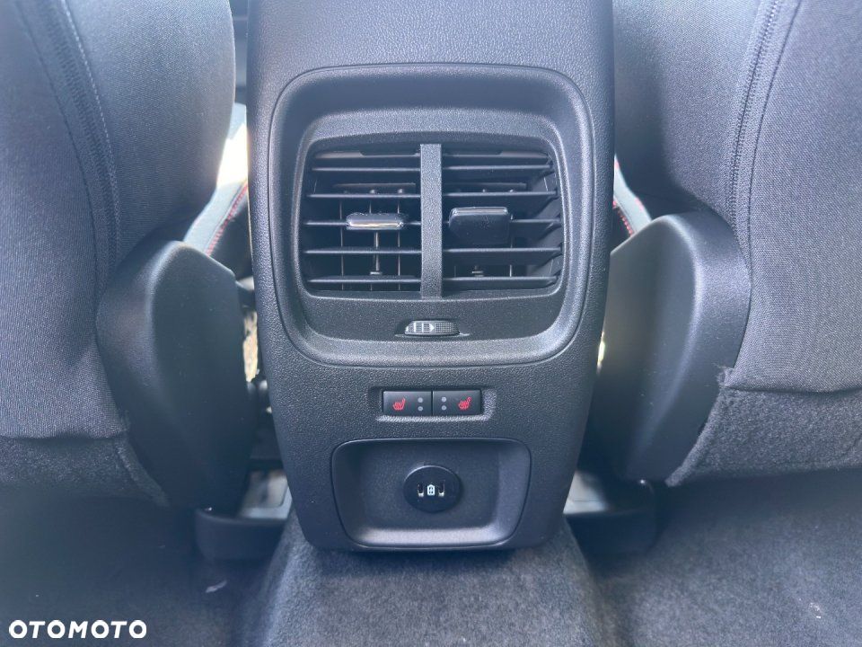 Ford Kuga - 26