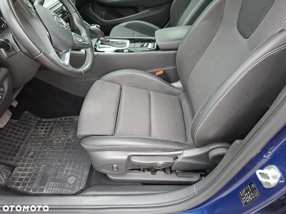 Opel Insignia 2.0 T Elegance S&S - 12