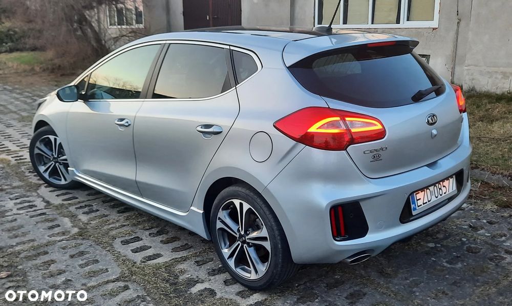 Kia Ceed 1.6 CRDi GT Line DCT - 3