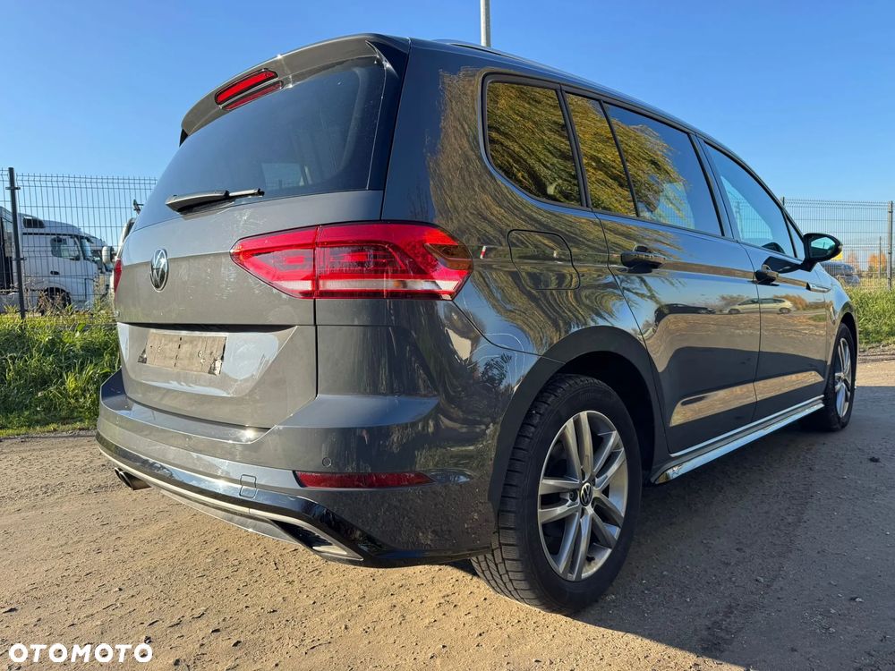 Volkswagen Touran - 3