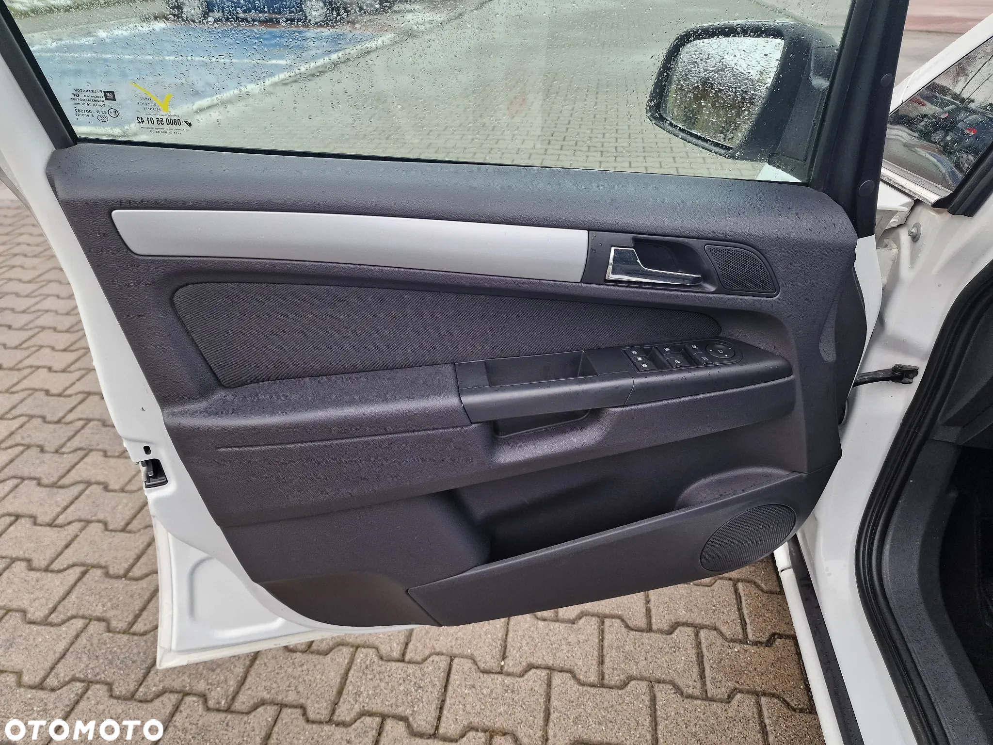 Opel Zafira 1.8 Cosmo - 17