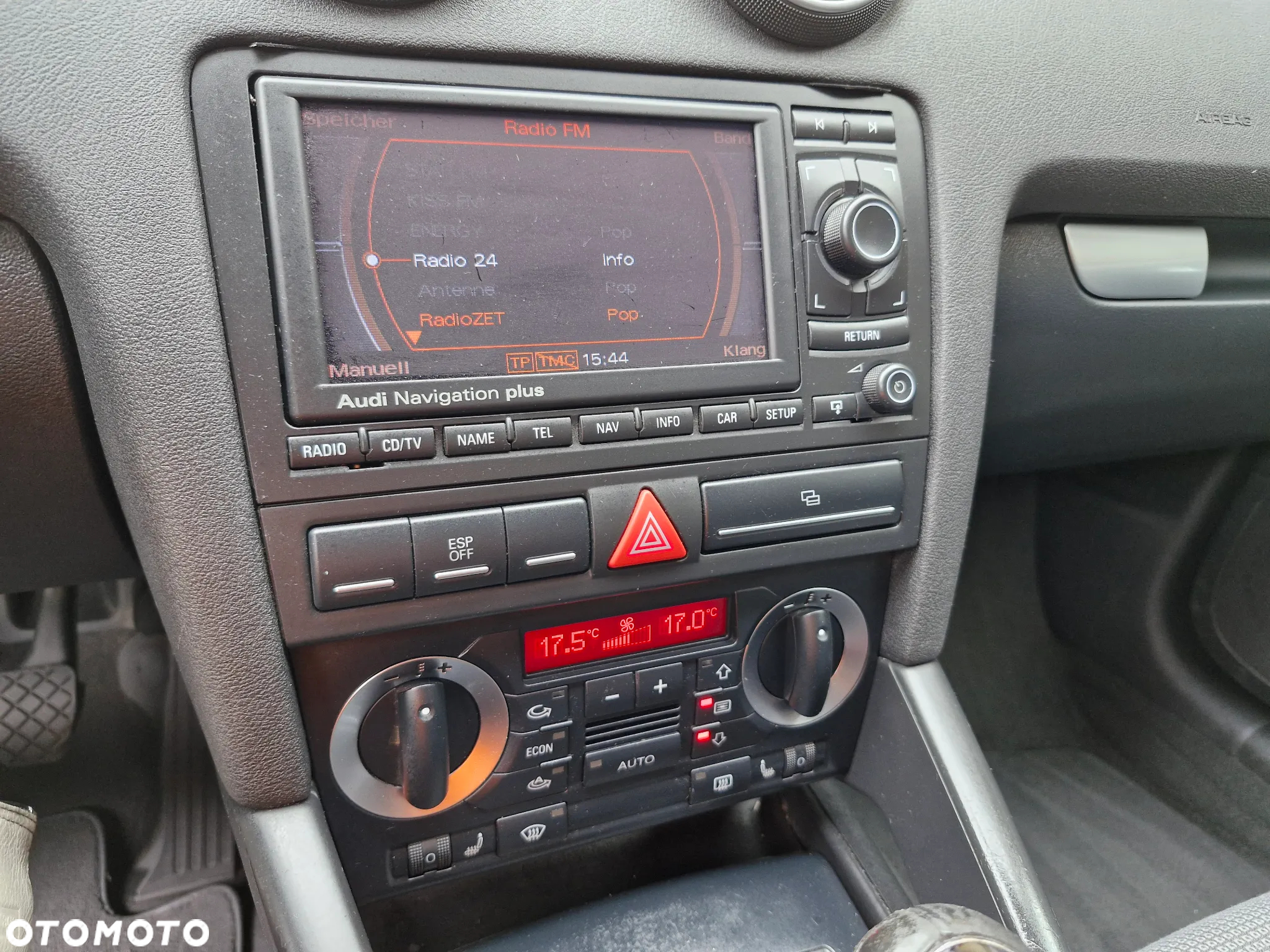 Audi A3 1.6 Sportback Attraction - 12