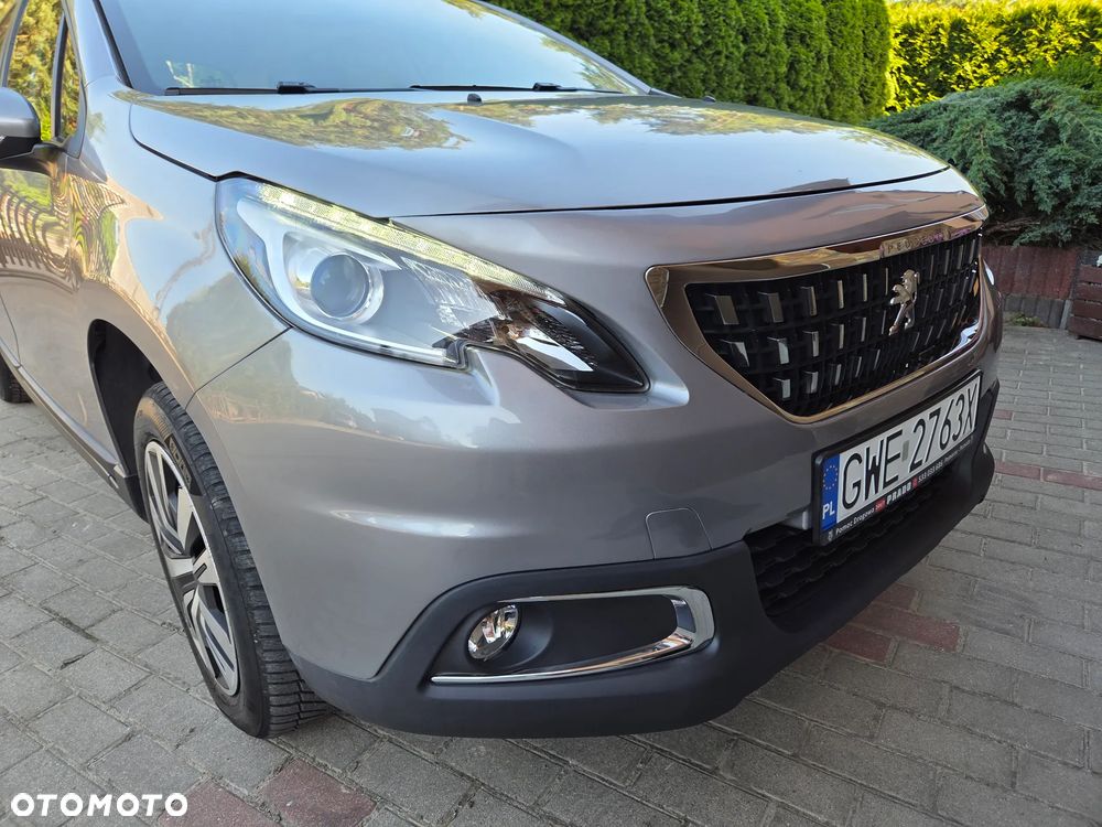Peugeot 2008 1.2 Pure Tech Active - 8