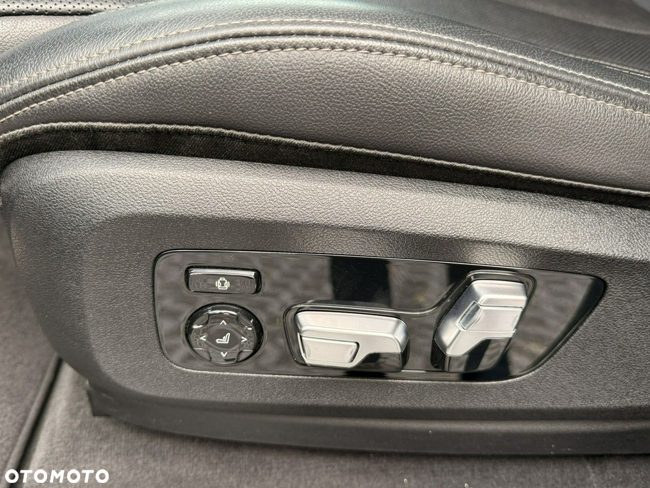 BMW X5 xDrive40i - 16