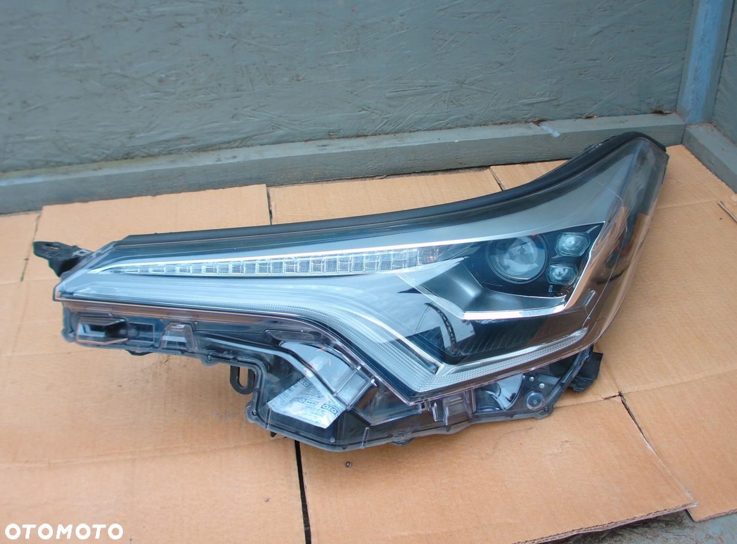 Toyota CHR Lampa przód Lewa Przednia Full Led - 1