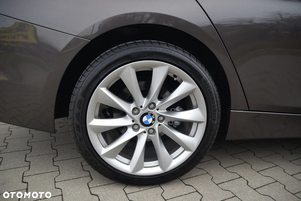 BMW Seria 3 316i Modern Line - 39