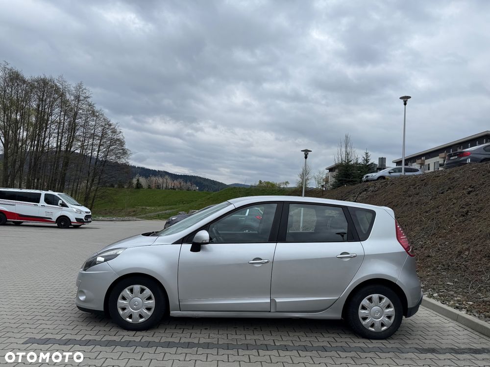 Renault Scenic dCi 110 Expression - 11