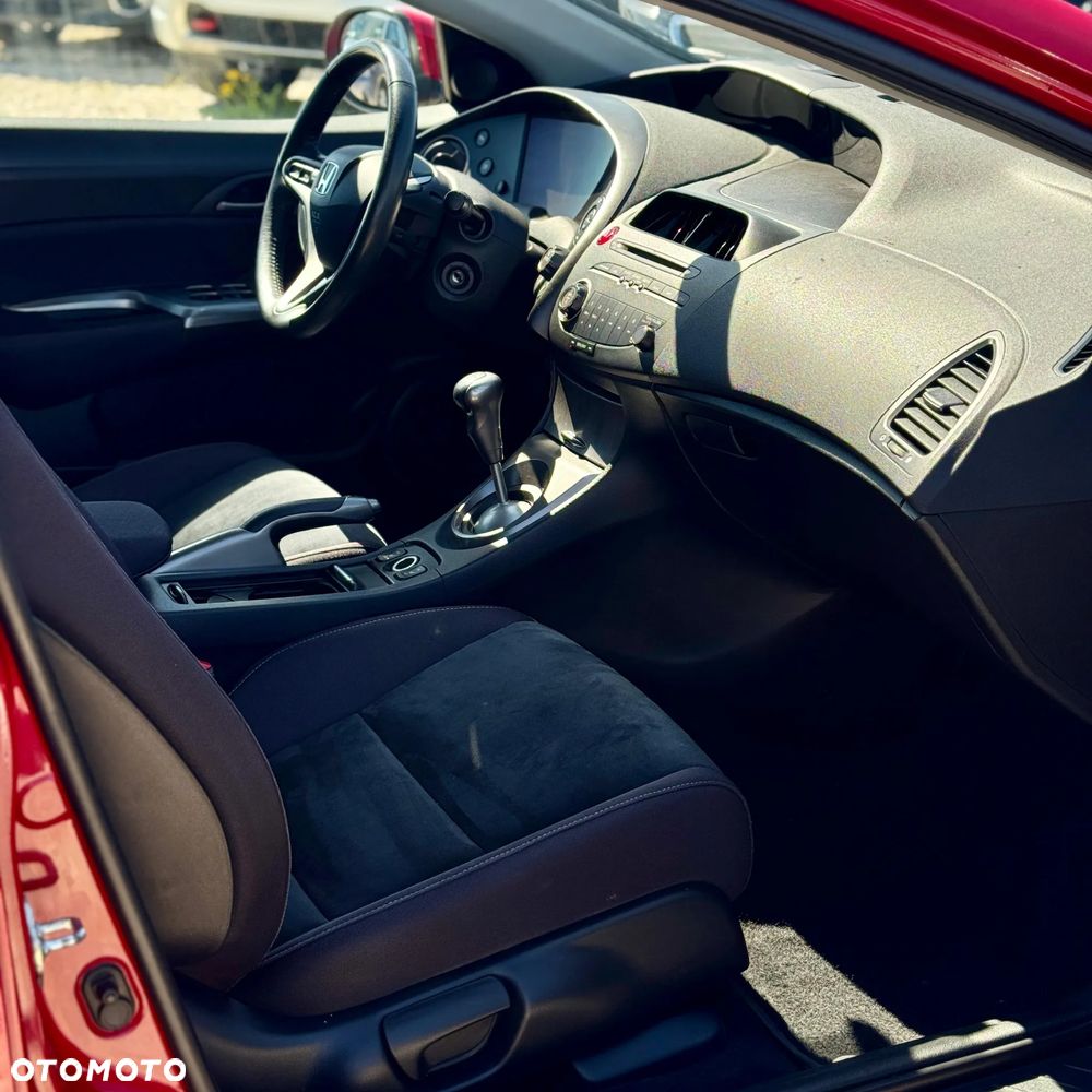 Honda Civic 1.8i-VTEC Sport - 33