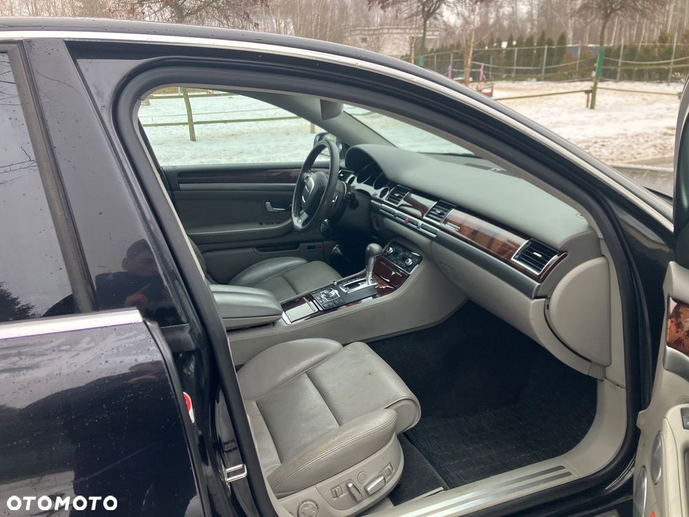 Audi A8 4.2 TDI Quattro - 9