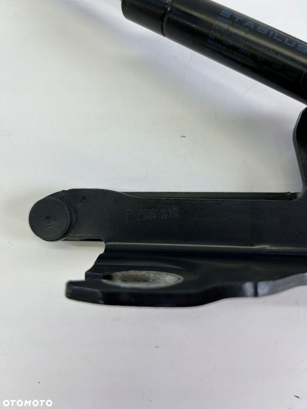 ZAWIAS MASKI LEWY B39 NABÓJ PIROTECHNICZNY BMW GT F34 OE 7259691 OE 7239415 - 5