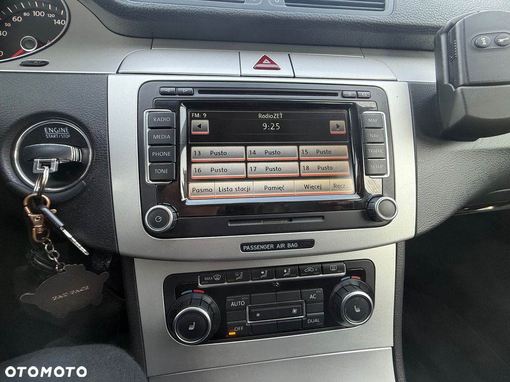 Volkswagen Passat 1.6 TDI Comfortline - 20