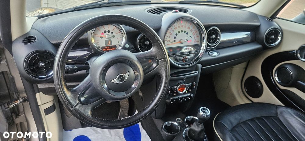 MINI Clubman Cooper D Hampton - 13