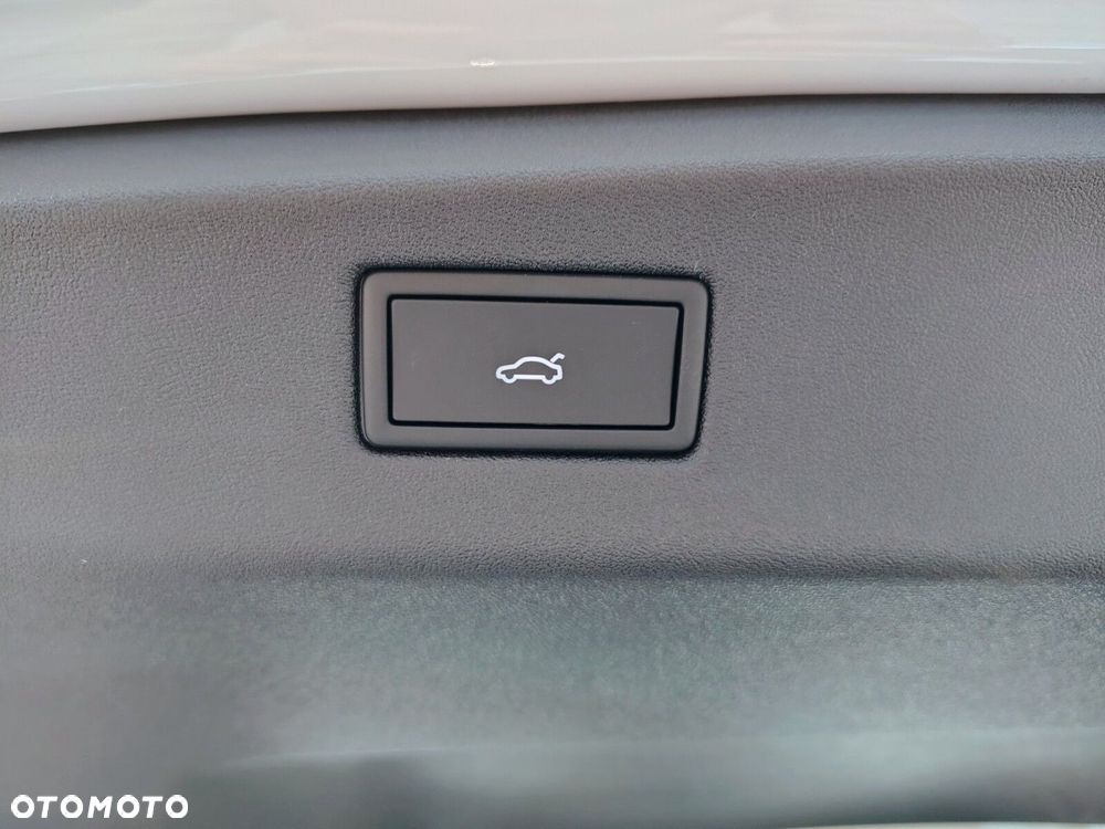 Volkswagen ID.7 - 10