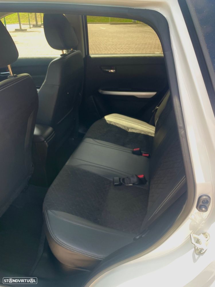 Suzuki Vitara - 27