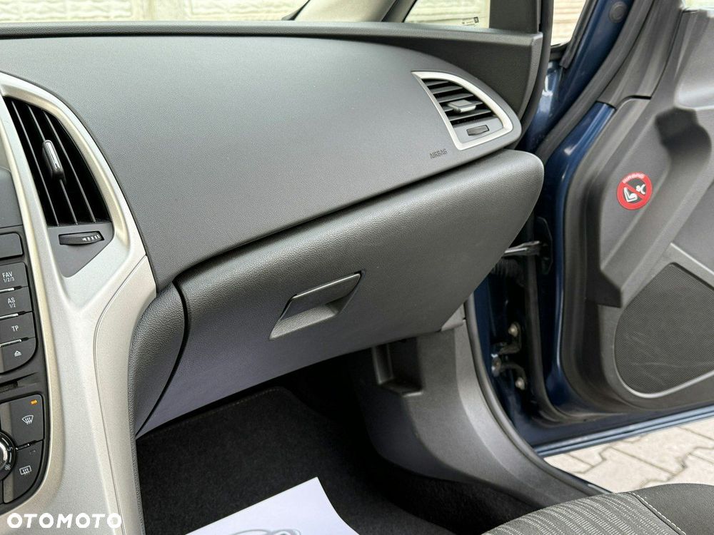 Opel Astra 1.6 Active - 21