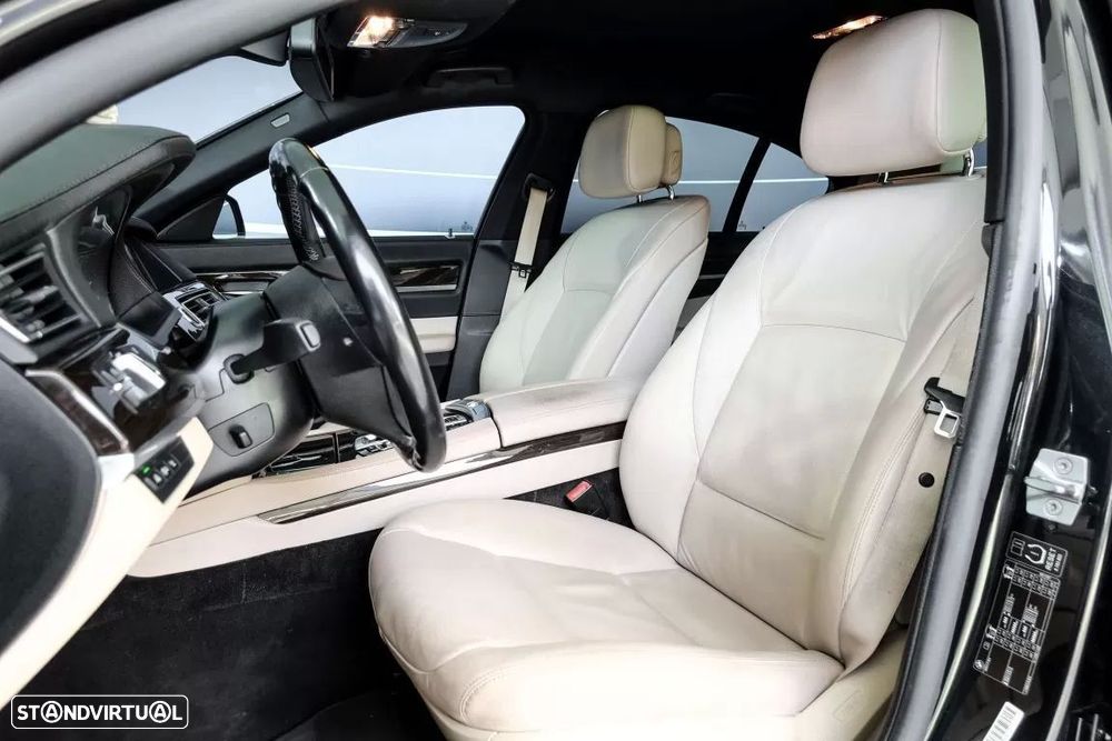 BMW 730 d - 10