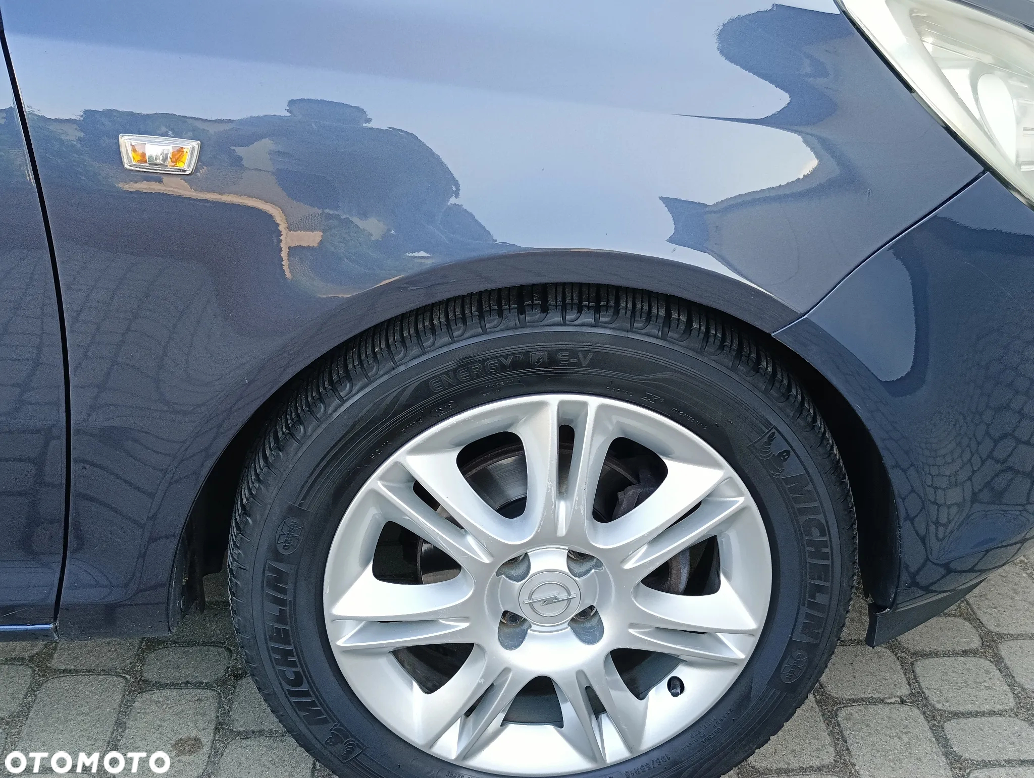 Opel Corsa 1.4 16V Edition - 13