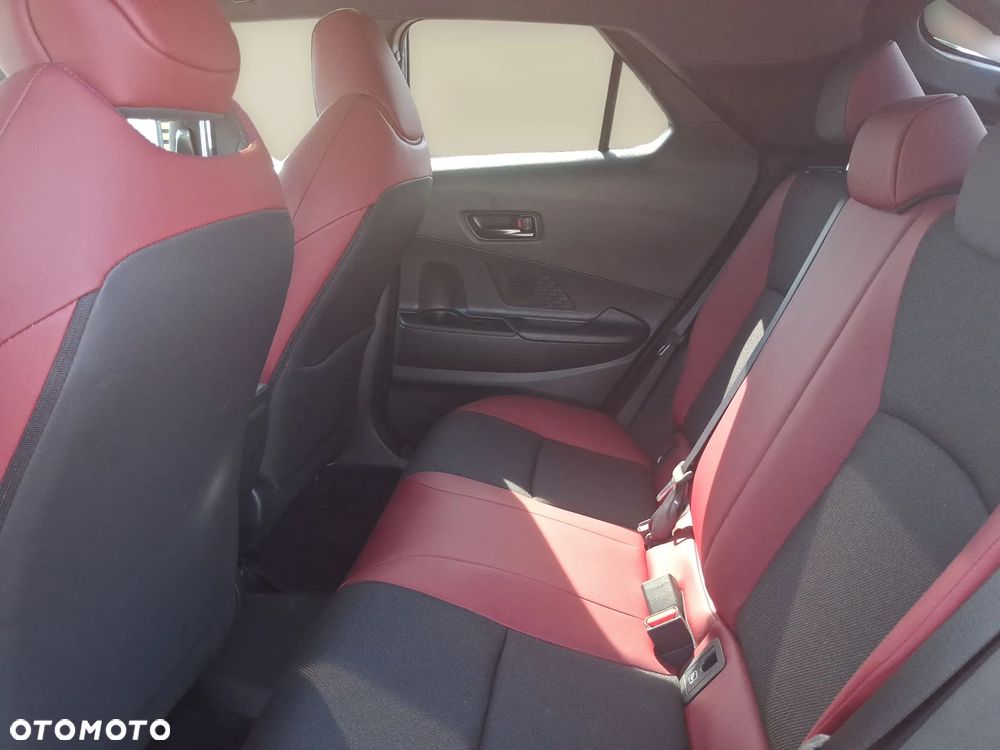 Toyota C-HR 2.0 PHEV Dynamic Force Tokyo Edition - 13