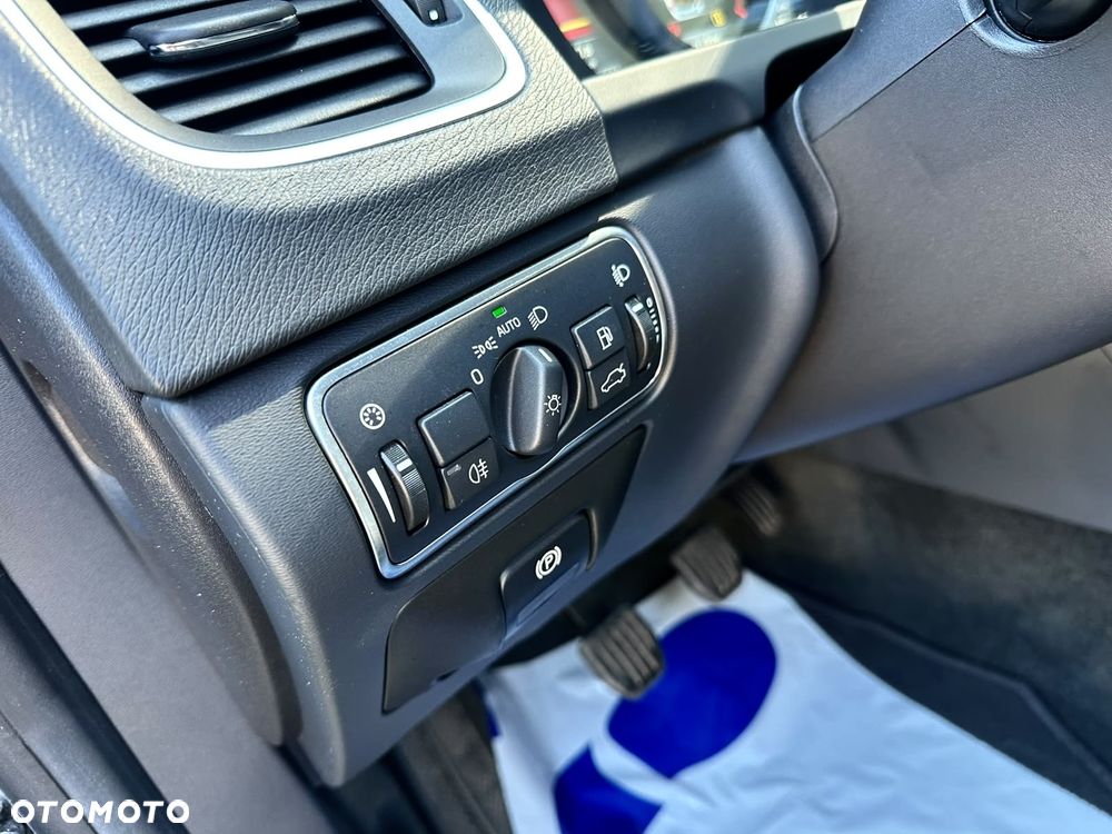 Volvo V60 D4 Momentum - 22