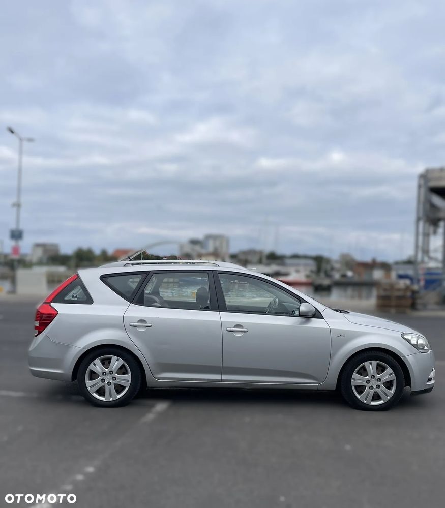 Kia Ceed Cee'd 1.6 Crdi Comfort - 1