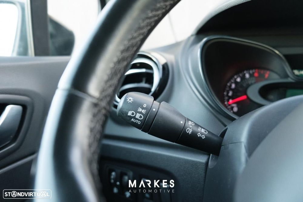 Renault Captur (ENERGY) TCe 90 INTENS - 9