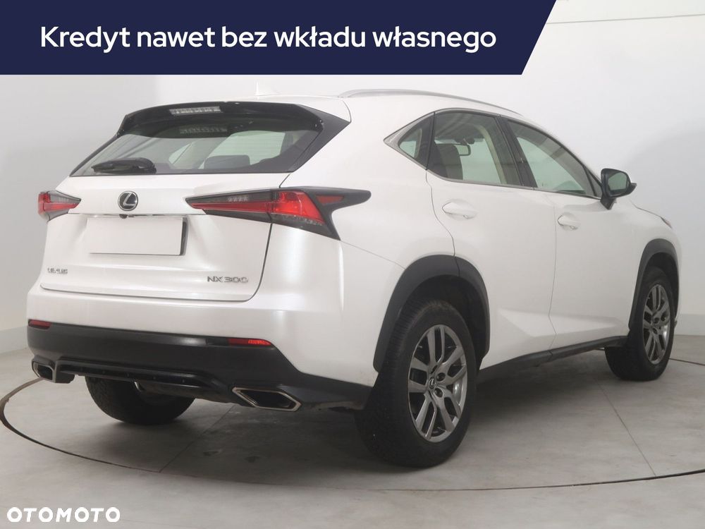 Lexus NX - 7