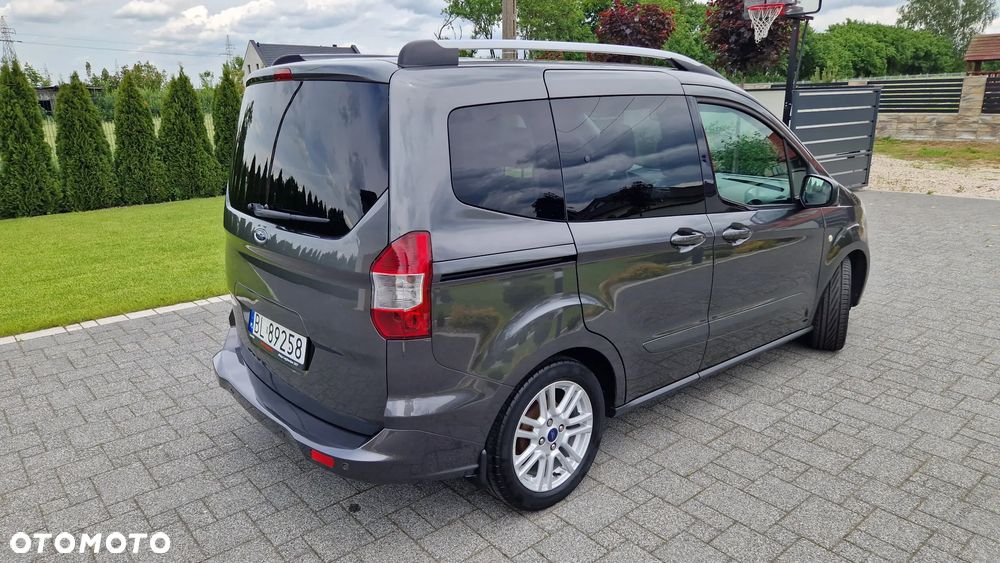 Ford Tourneo Courier 1.0 EcoBoost Titanium - 26