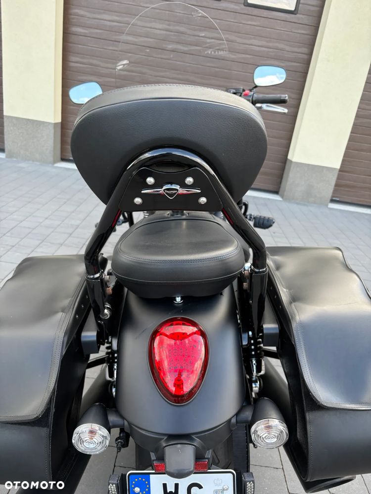 Triumph Thunderbird - 18