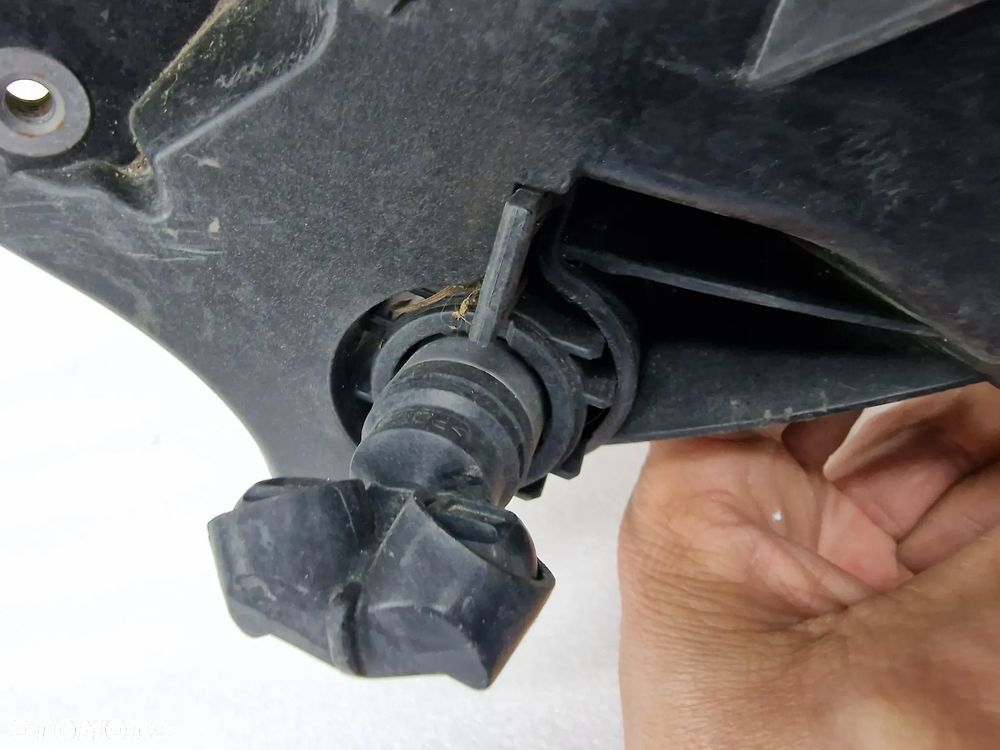 AUDI A4 B8 LIFT 11- LEWY ŚLIZG POD LAMPE /  MOCOWANIE LAMPY , NR 8K0805607B , NR AUKCJI SL56 - 12